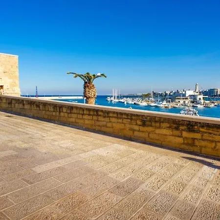 Дом отдыха Mediterranean House
